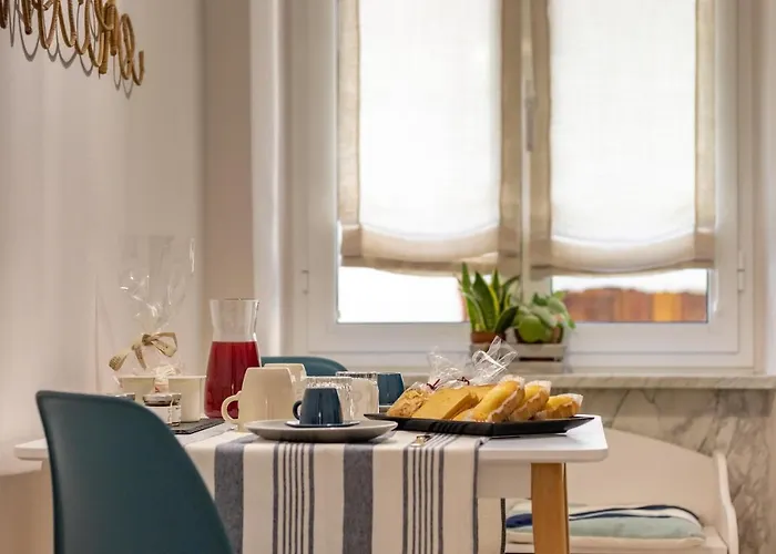 Apartment Down Town Blue *